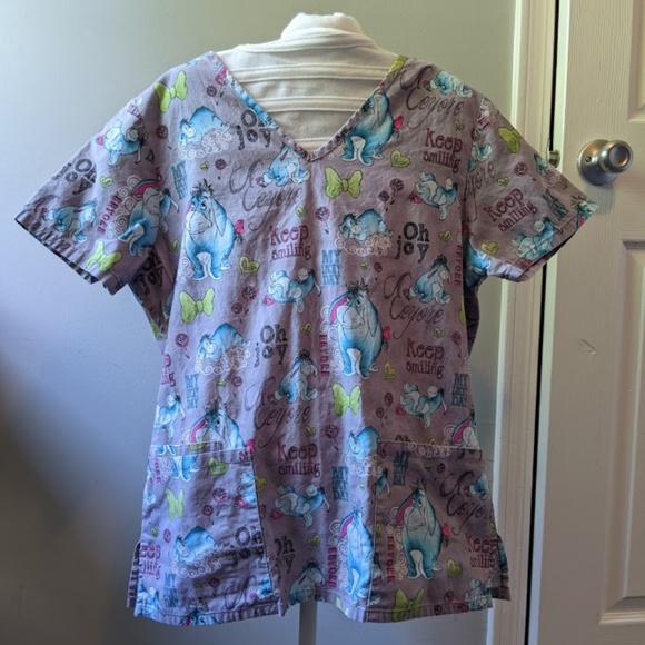 Disney Eeyore Winnie the Pooh Scrub Top Short - Picture 1 of 5